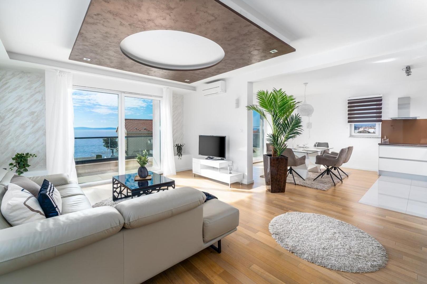 Luxury Villa Lucas With Heated Pool, Whirlpool, Sauna, 14 Pax Подстрана Екстер'єр фото